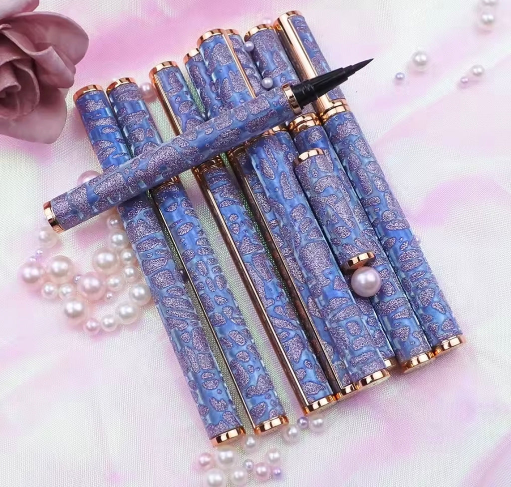 Eyelash Glue Pen Eyeliner. Self-adhesive, Black