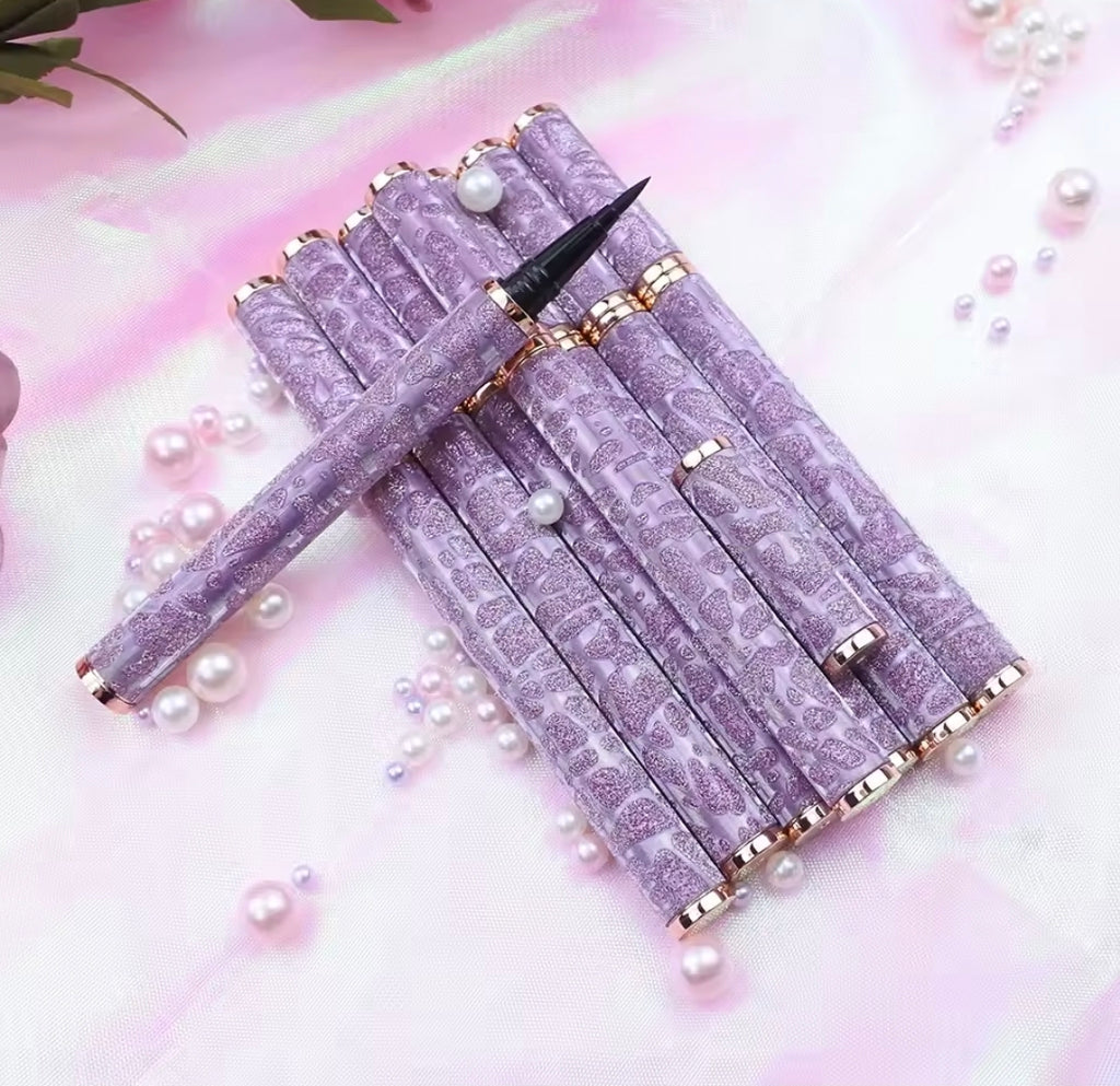 Eyelash Glue Pen Eyeliner. Self-adhesive, Black